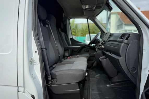 Renault MASTER (2021)