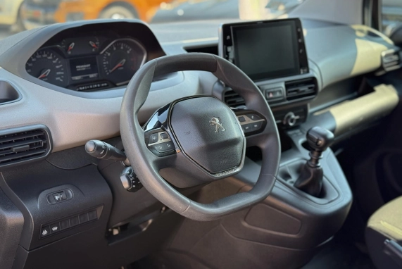 Peugeot RIFTER (2019)