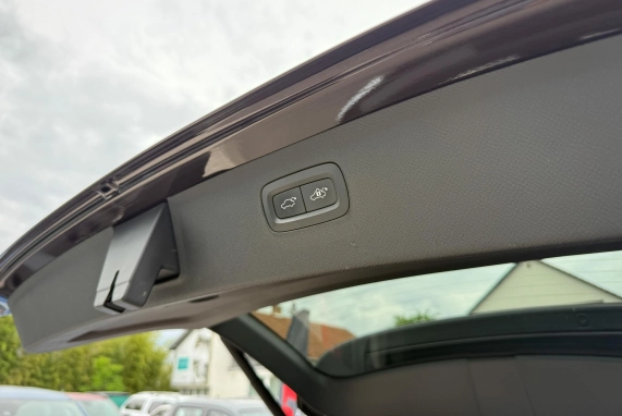 Volvo XC90 (2017)