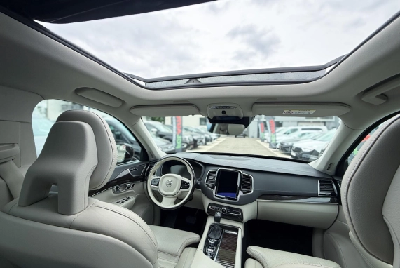 Volvo XC90 (2017)