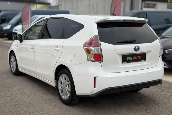 Toyota PRIUS+ (2017)