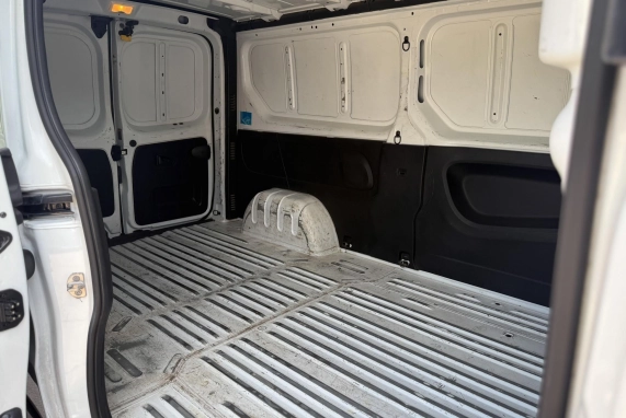 Renault TRAFIC (2020)