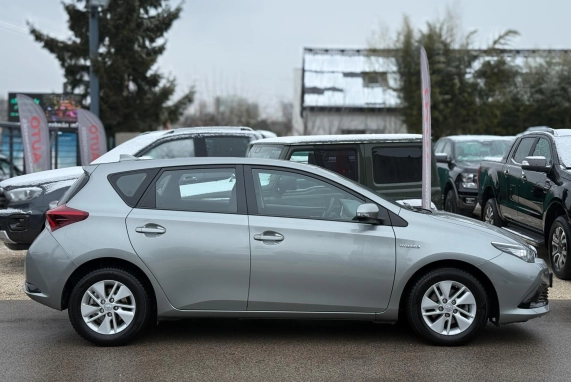 Toyota AURIS (2017)
