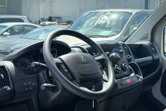 Peugeot BOXER (2017)