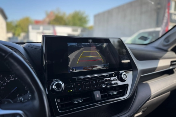 Toyota HIGHLANDER (2021)