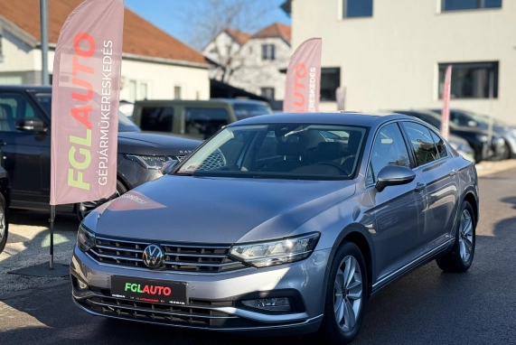 Volkswagen PASSAT (2021)