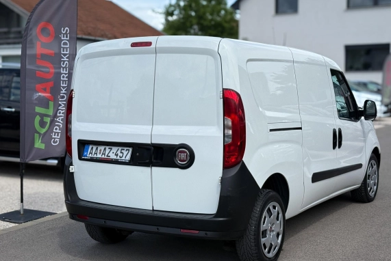Fiat DOBLO (2015)