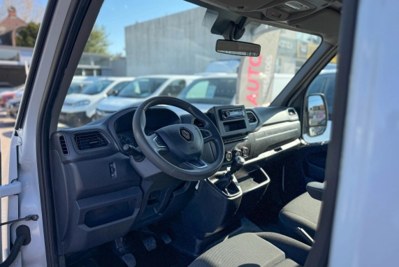 Renault MASTER (2021)