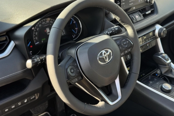 Toyota RAV 4 (2022)
