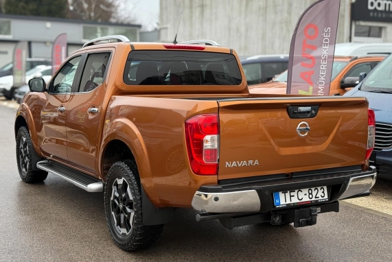 Nissan NAVARA (2022)