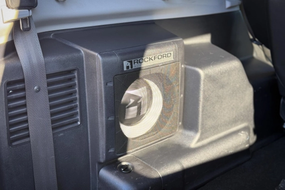 Mitsubishi PAJERO (2008)