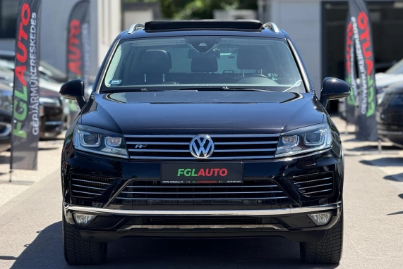 Volkswagen TOUAREG (2016)