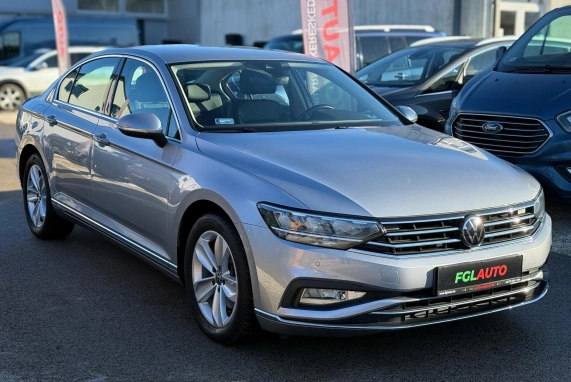 Volkswagen PASSAT (2021)