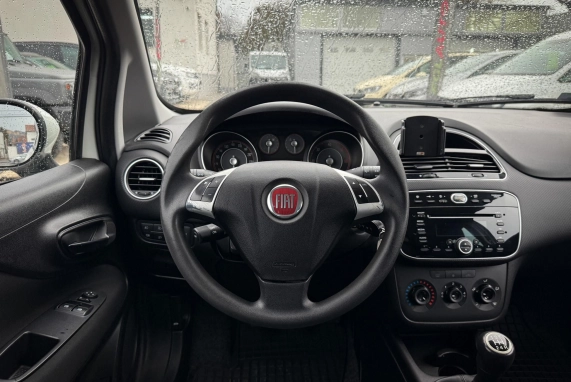 Fiat PUNTO (2016)