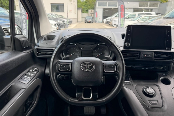 Toyota PROACE (2024)