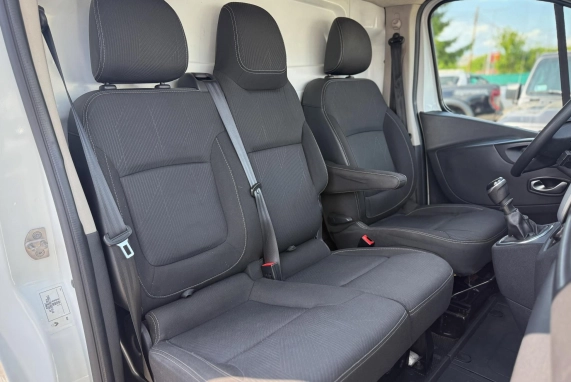 Renault TRAFIC (2020)