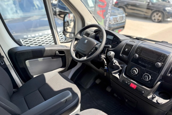 Peugeot BOXER (2017)