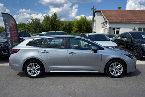 Toyota COROLLA (2022)