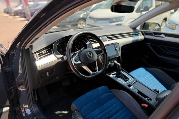Volkswagen PASSAT VIII (2020)