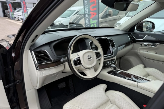 Volvo XC90 (2017)