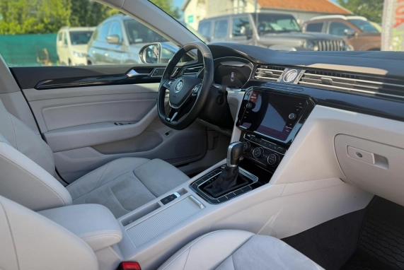 Volkswagen ARTEON (2017)