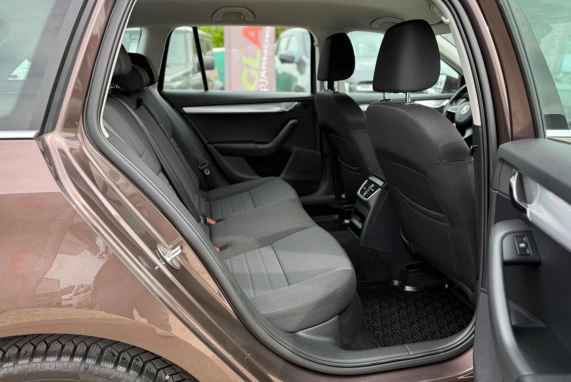 Skoda OCTAVIA (2015)