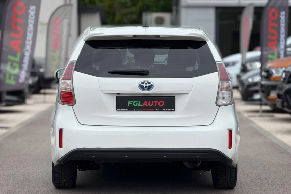 Toyota PRIUS+ (2017)
