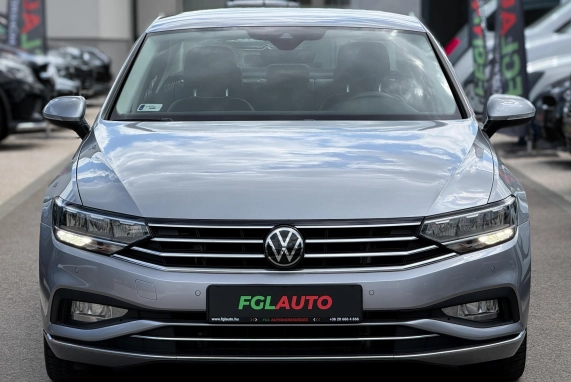 Volkswagen PASSAT (2021)