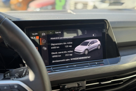 Volkswagen GOLF VIII (2020)