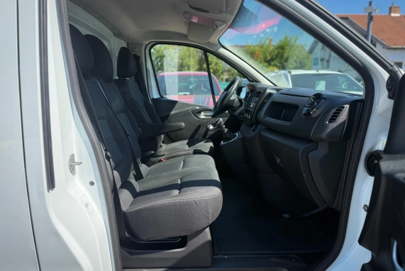 Renault TRAFIC (2020)