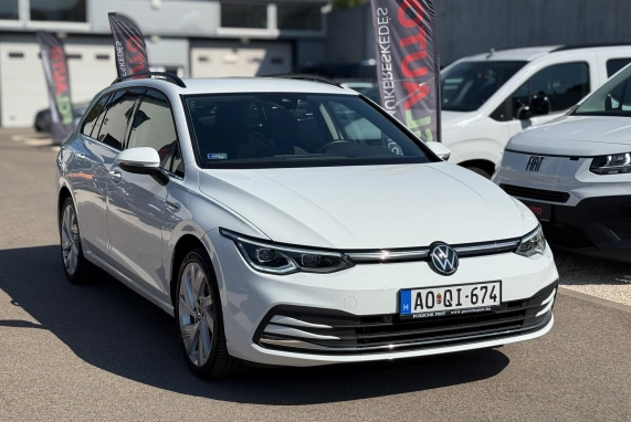 Volkswagen GOLF (2024)