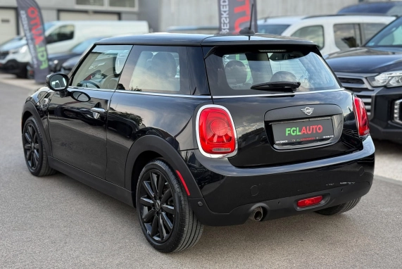 Mini MINI ONE (2019)