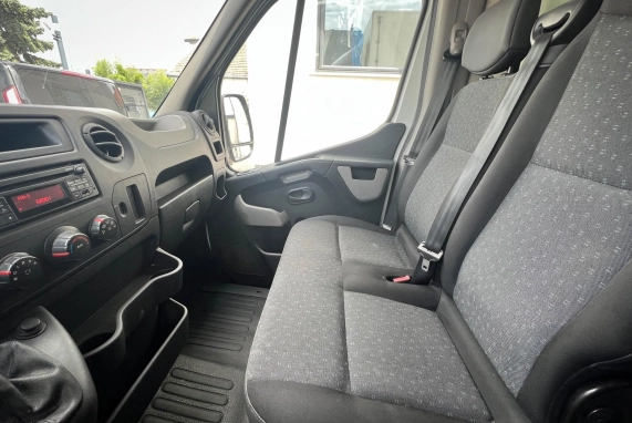 Renault MASTER (2017)