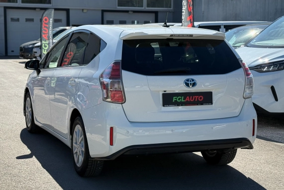Toyota PRIUS+ (2019)