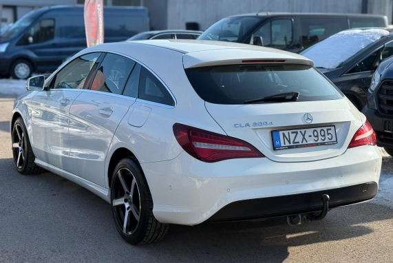 Mercedes-benz CLA-OSZTÁLY (2017)