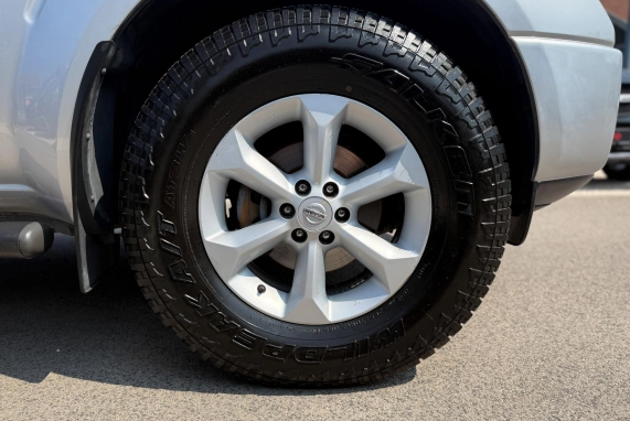 Nissan NAVARA (2006)