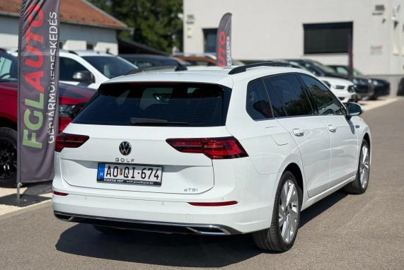 Volkswagen GOLF (2024)