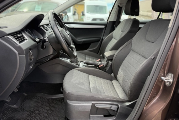 Skoda OCTAVIA (2015)