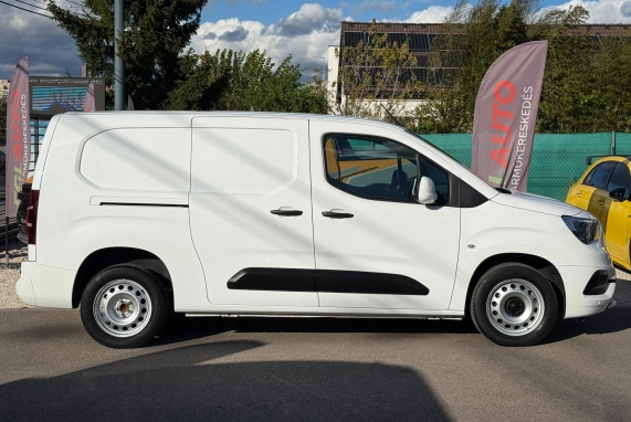 Opel COMBO (2021)