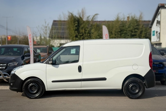 Opel COMBO (2017)