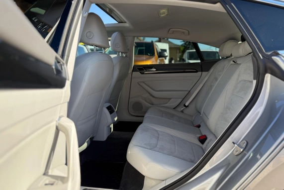 Volkswagen ARTEON (2017)