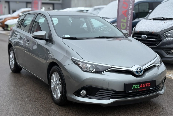 Toyota AURIS (2017)