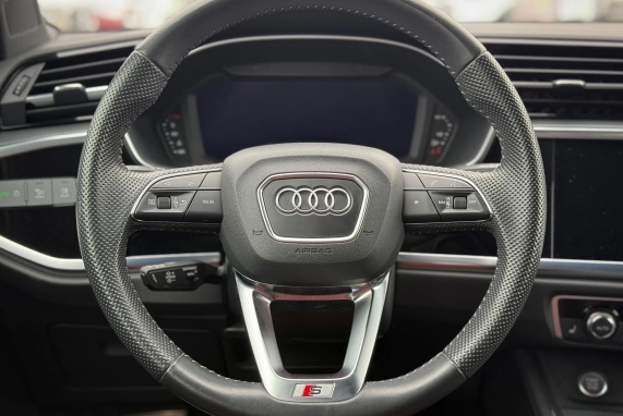 Audi Q3 (2019)