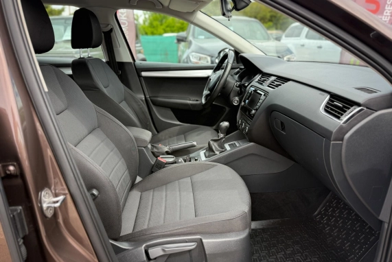Skoda OCTAVIA (2015)