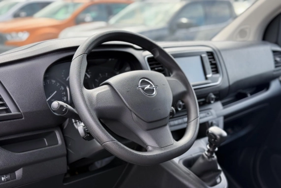 Opel VIVARO (2024)