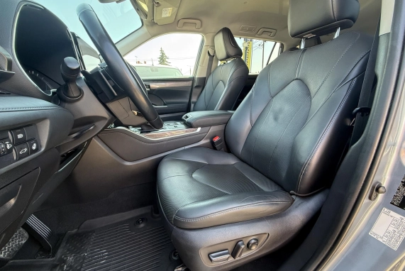 Toyota HIGHLANDER (2021)