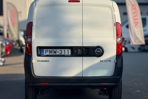 Opel COMBO (2017)