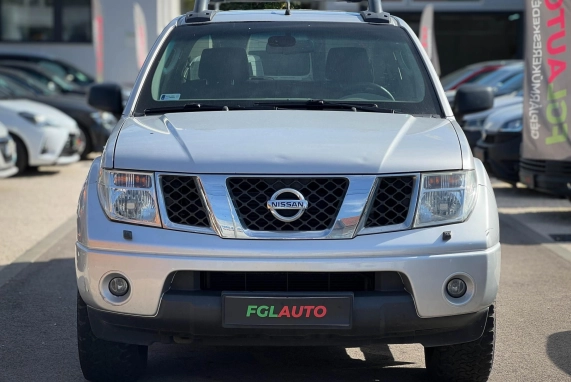 Nissan NAVARA (2006)
