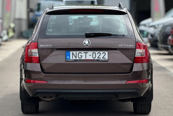 Skoda OCTAVIA (2015)