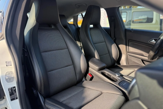 Mercedes-benz CLA-OSZTÁLY (2017)